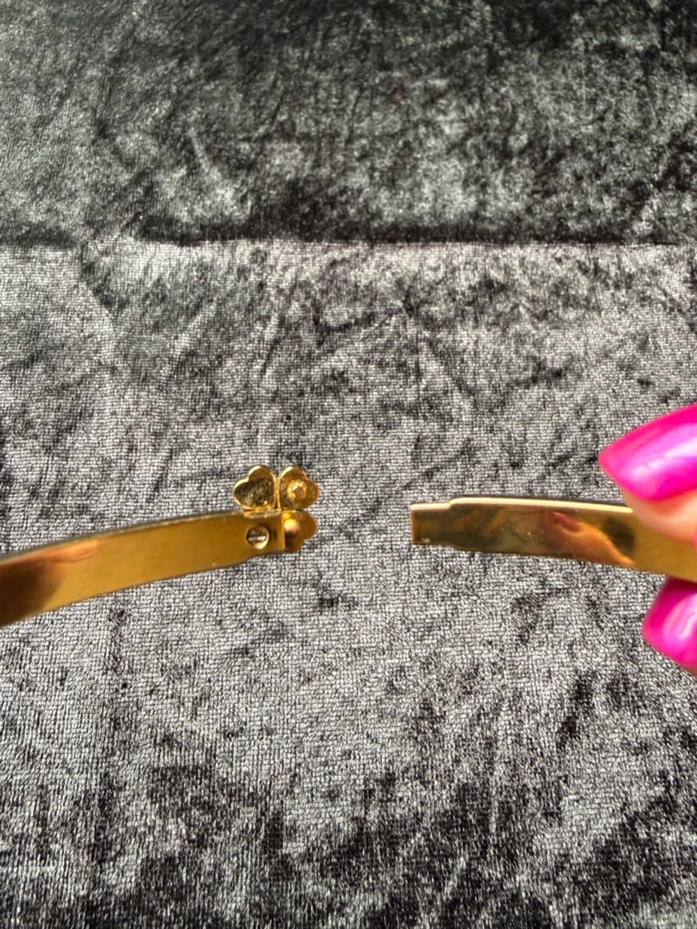 kate spade Gold Flower Bangle Bracelet - Picture 7 of 13